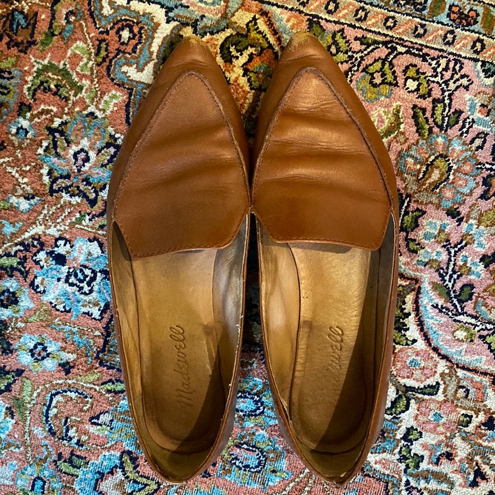 Madewell The Frances Skimmer Pointed Toe Leather Loafers.